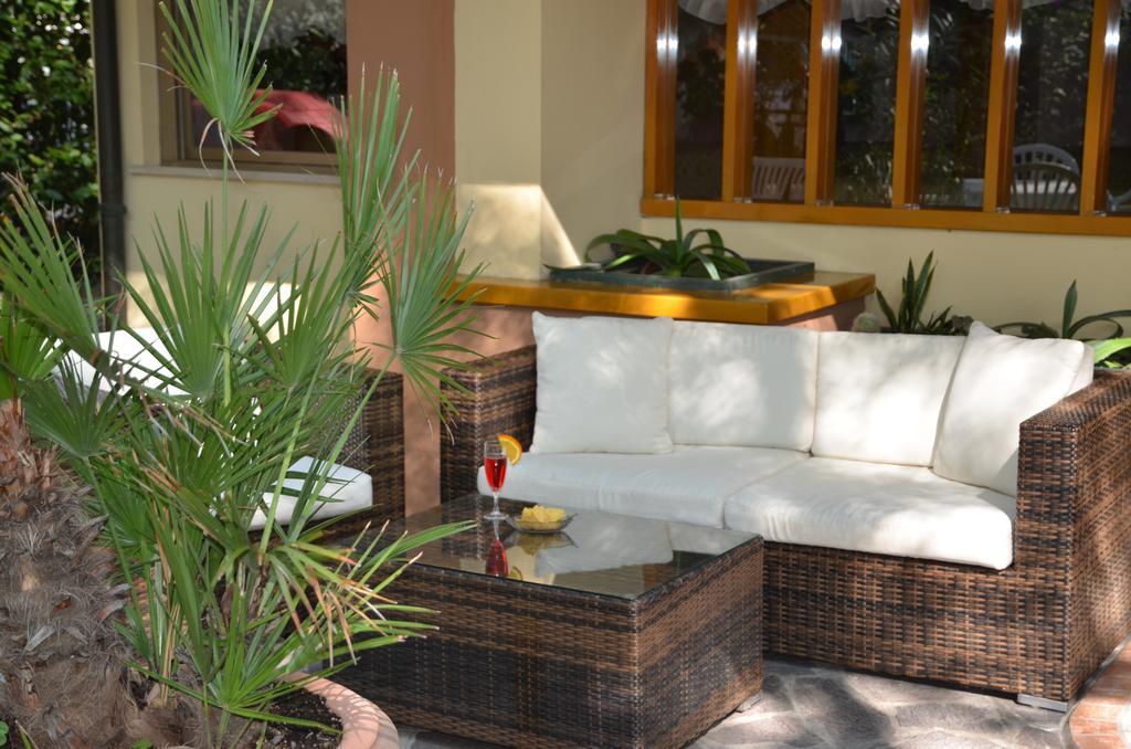 Hotel Monique Cervia Exterior photo