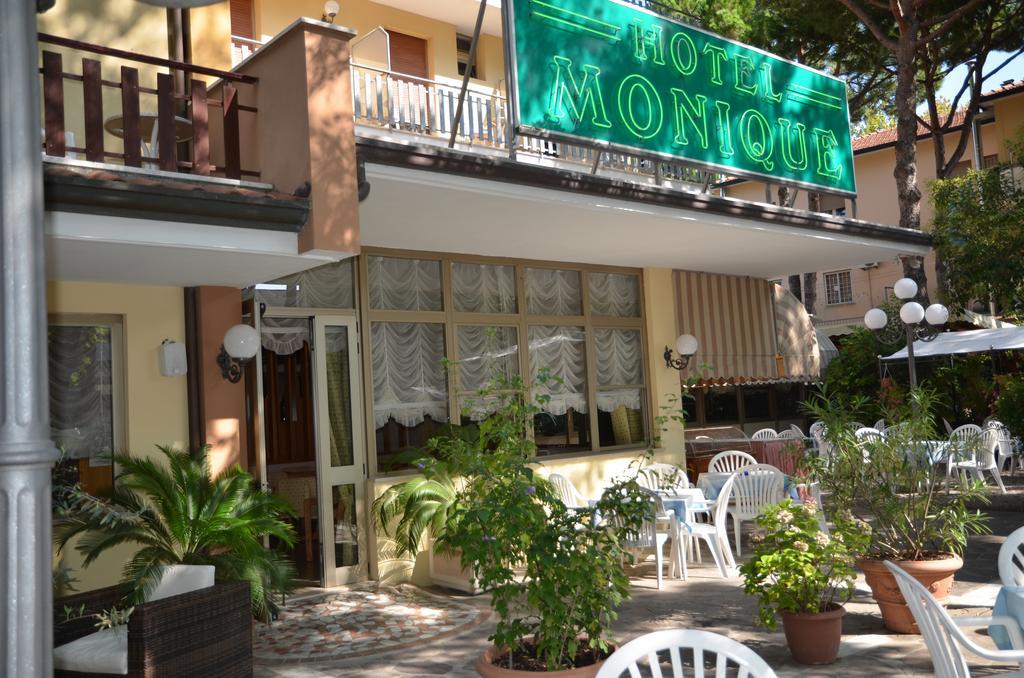 Hotel Monique Cervia Exterior photo