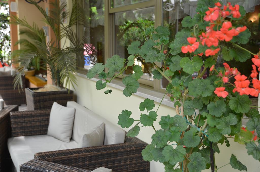 Hotel Monique Cervia Exterior photo
